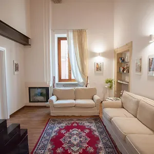 https://verona-suite-verona.hotelinveneto.com